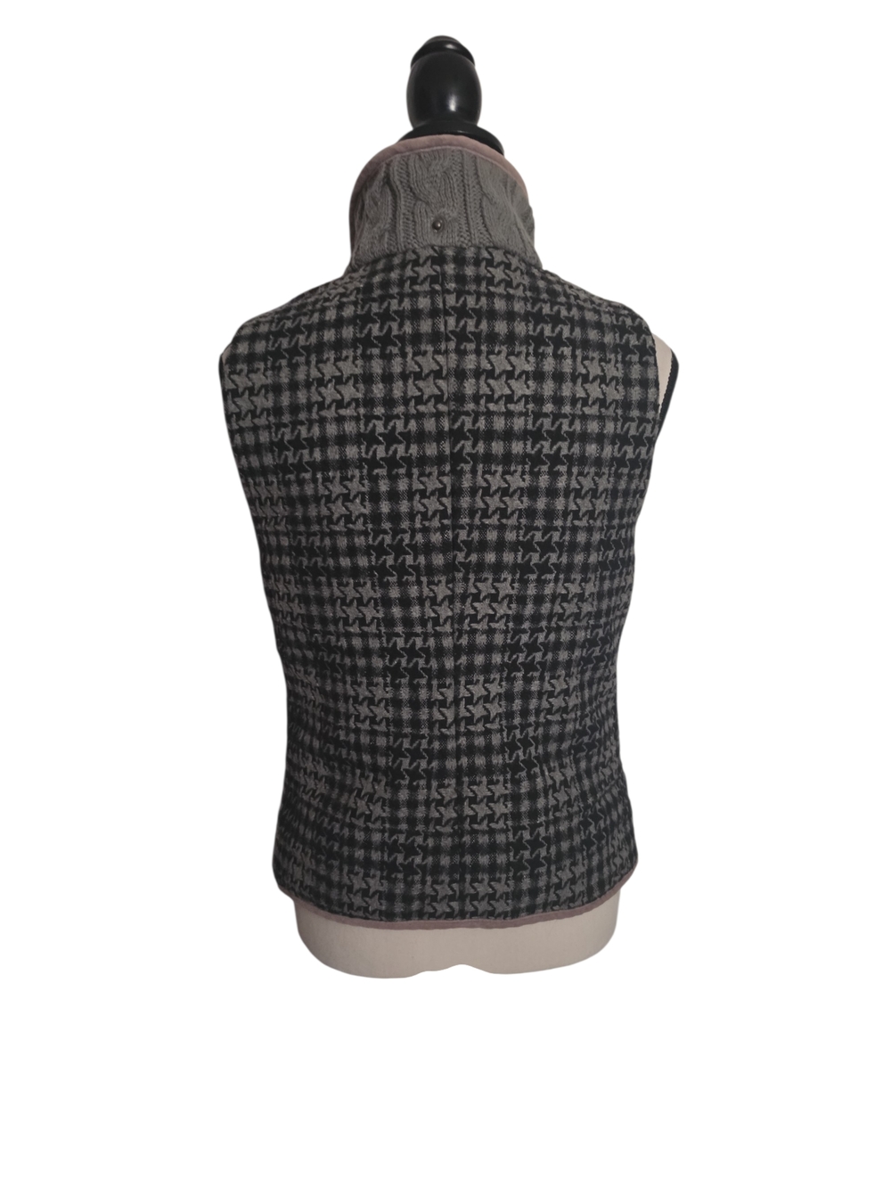 Jack by BB Dakota Cable Knit Hooded Vest - Picture 5 of 8
